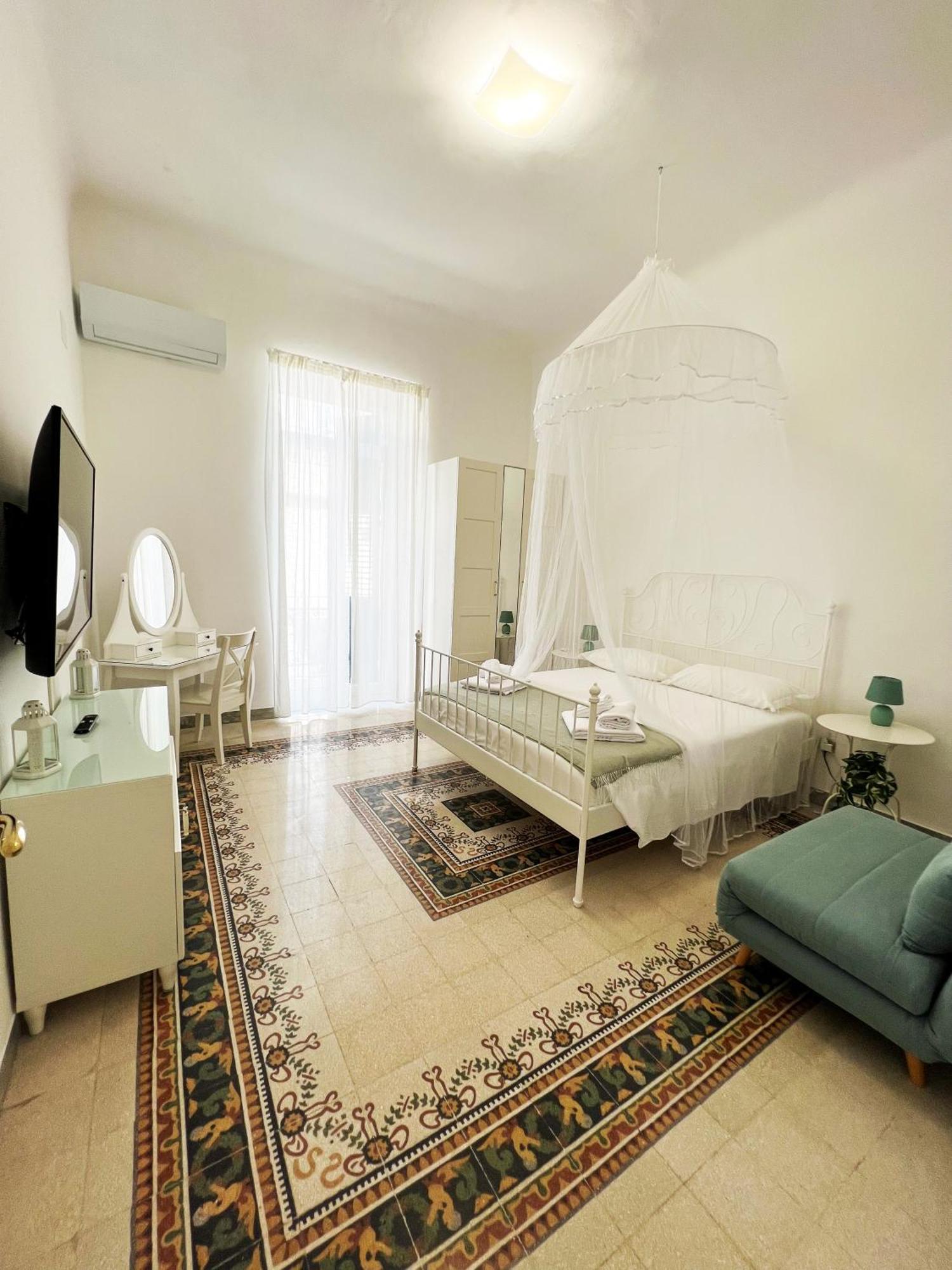 Bari Centro Harmony House Hotell Eksteriør bilde
